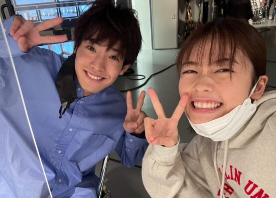 赤楚衛二さんと小芝風花さんの画像